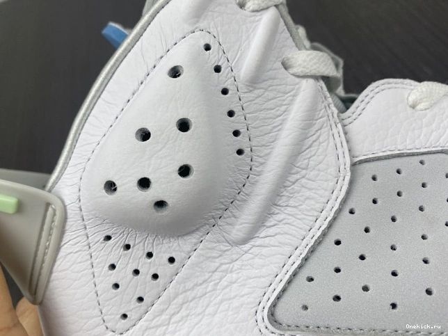 One Kick Air Jordan 6 DQ4914-103 Mint WMNS Foam 0714